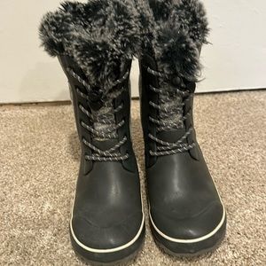 Bogs waterproof boots kids sz 1